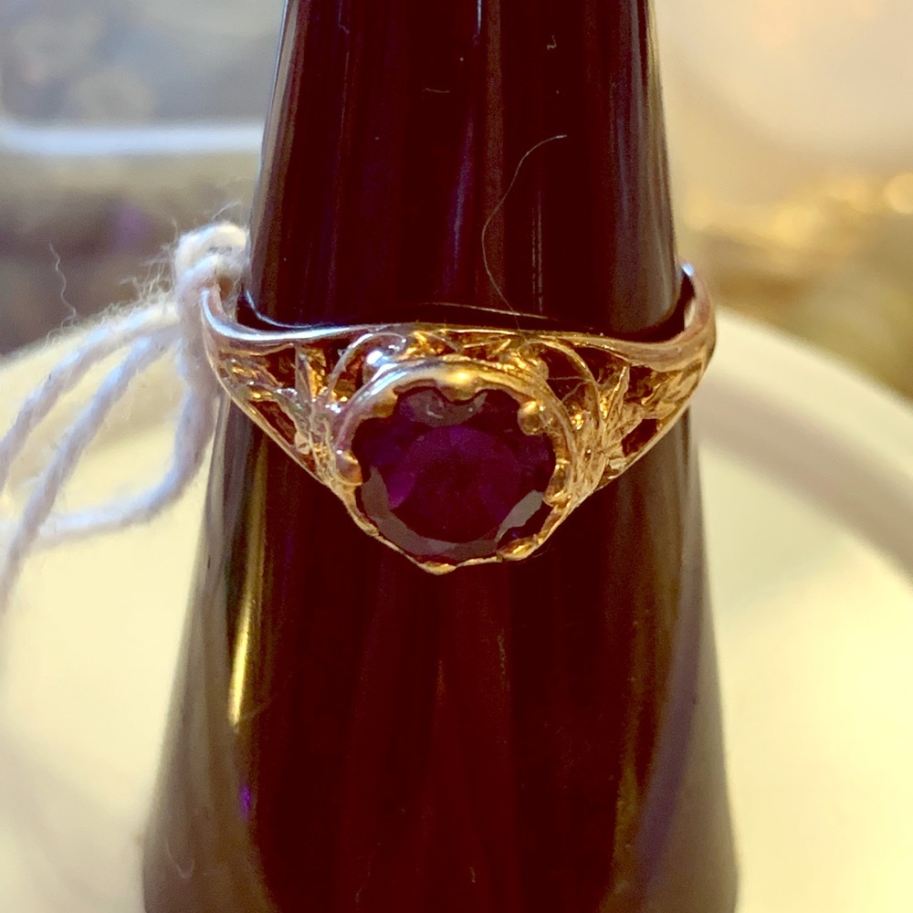 Antique 14k Gold & Amethyst Ring.